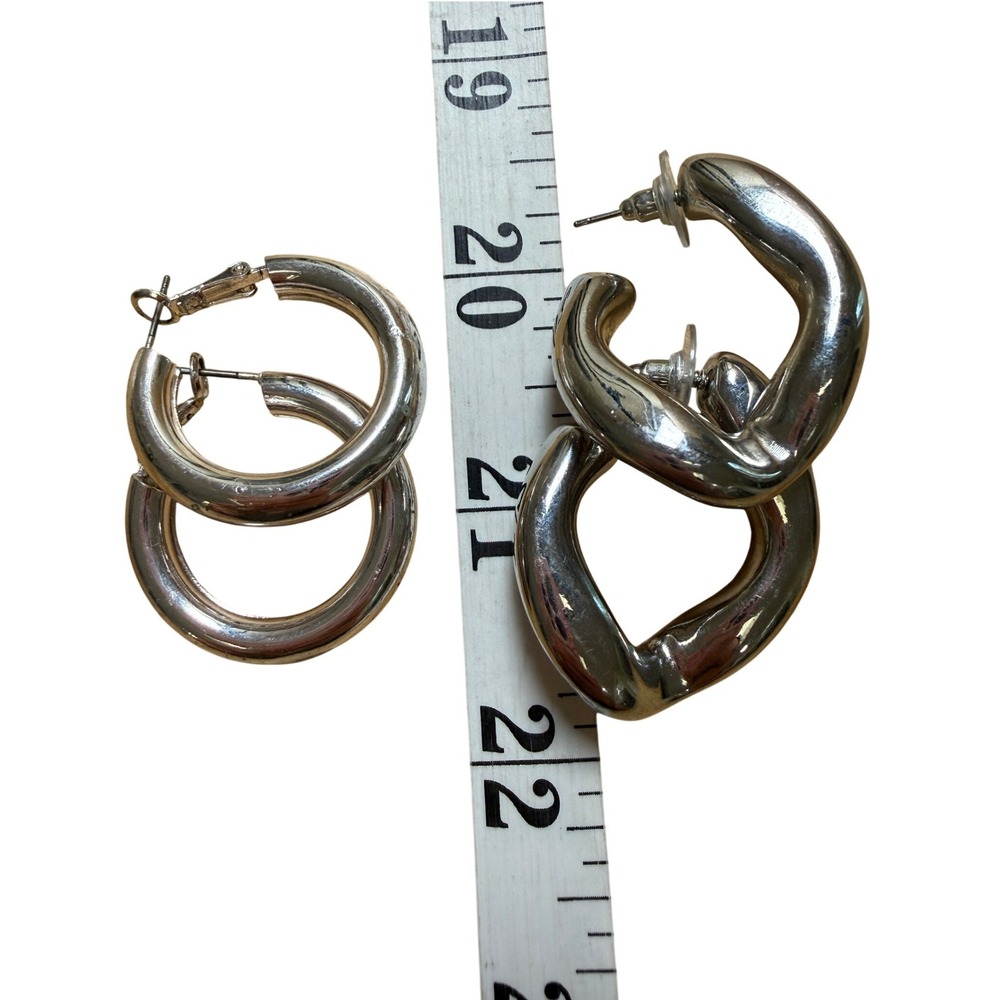 Chunky Silver Hoop Abstract Modernist Trend Lot of 2‎ Unbranded